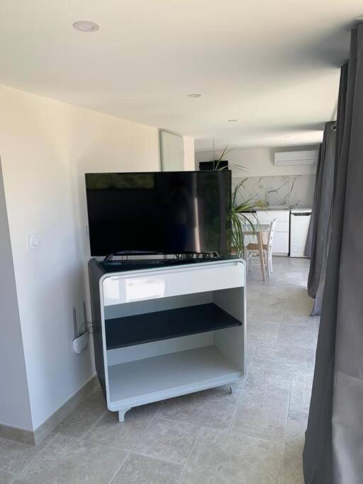 Terre De Lumiere 2. Apartment Nyons Exterior photo