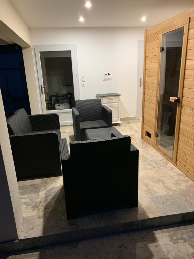 Terre De Lumiere 2. Apartment Nyons Exterior photo